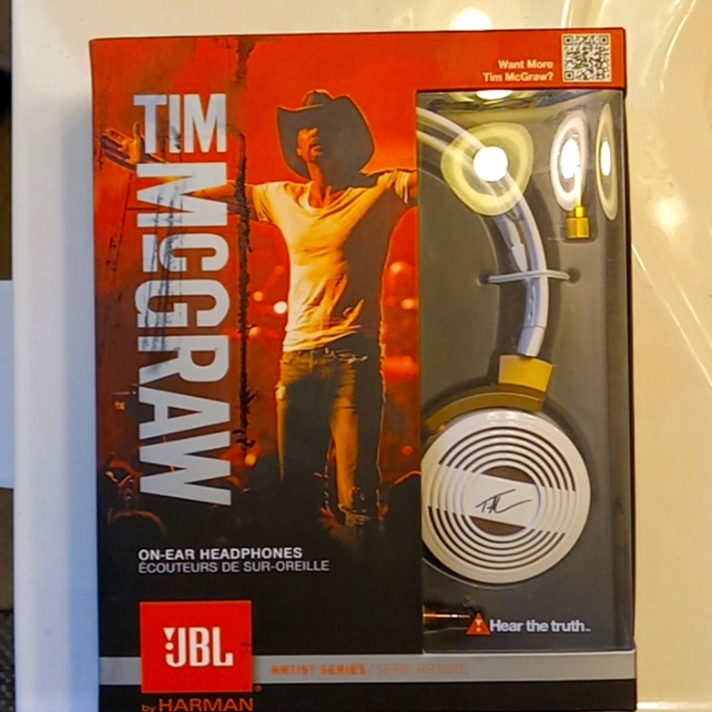 JBL Tim Mcgraw on-ear headphones.NIB.new.